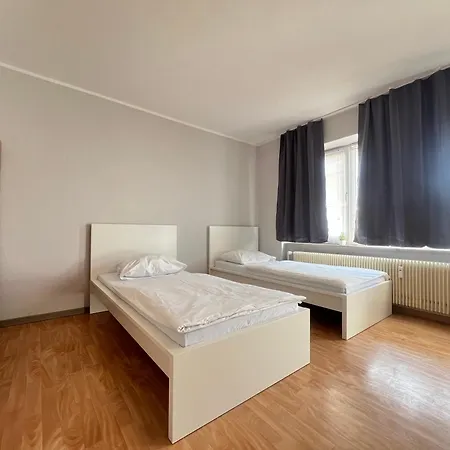 Zentrale Monteurwohnung Mit Top-ausstattung In *