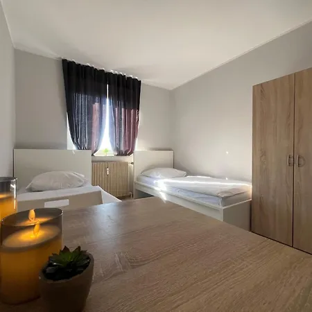 Zentrale Monteurwohnung Mit Top-ausstattung In شقة