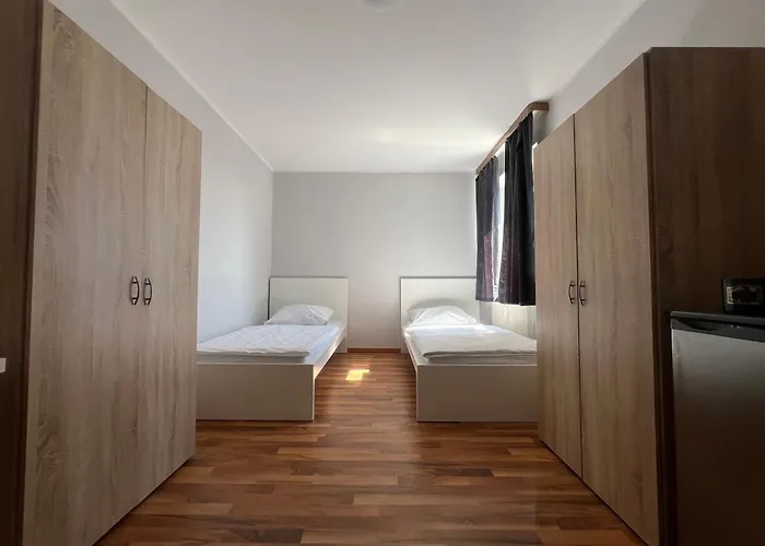 Zentrale Monteurwohnung Mit Top-ausstattung In