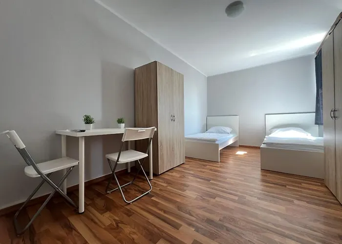 Zentrale Monteurwohnung Mit Top-ausstattung In Apartman *